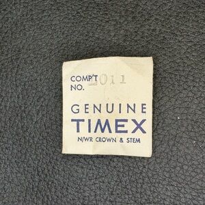 NOS TIMEX Watch Part Component. Timex L011.  N/WR Crown and Stem.